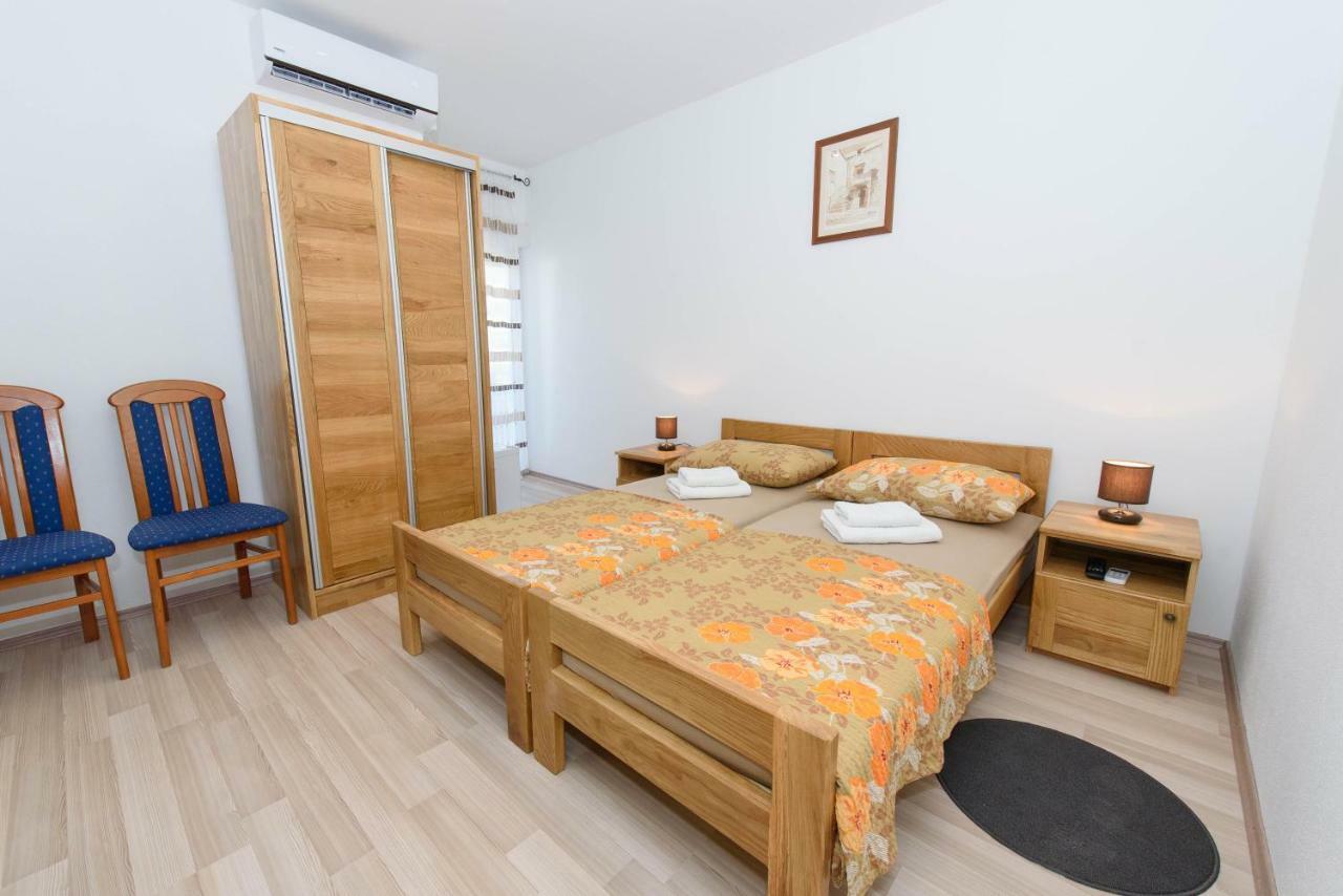 Luxury Rooms Ivana Kaštela Buitenkant foto